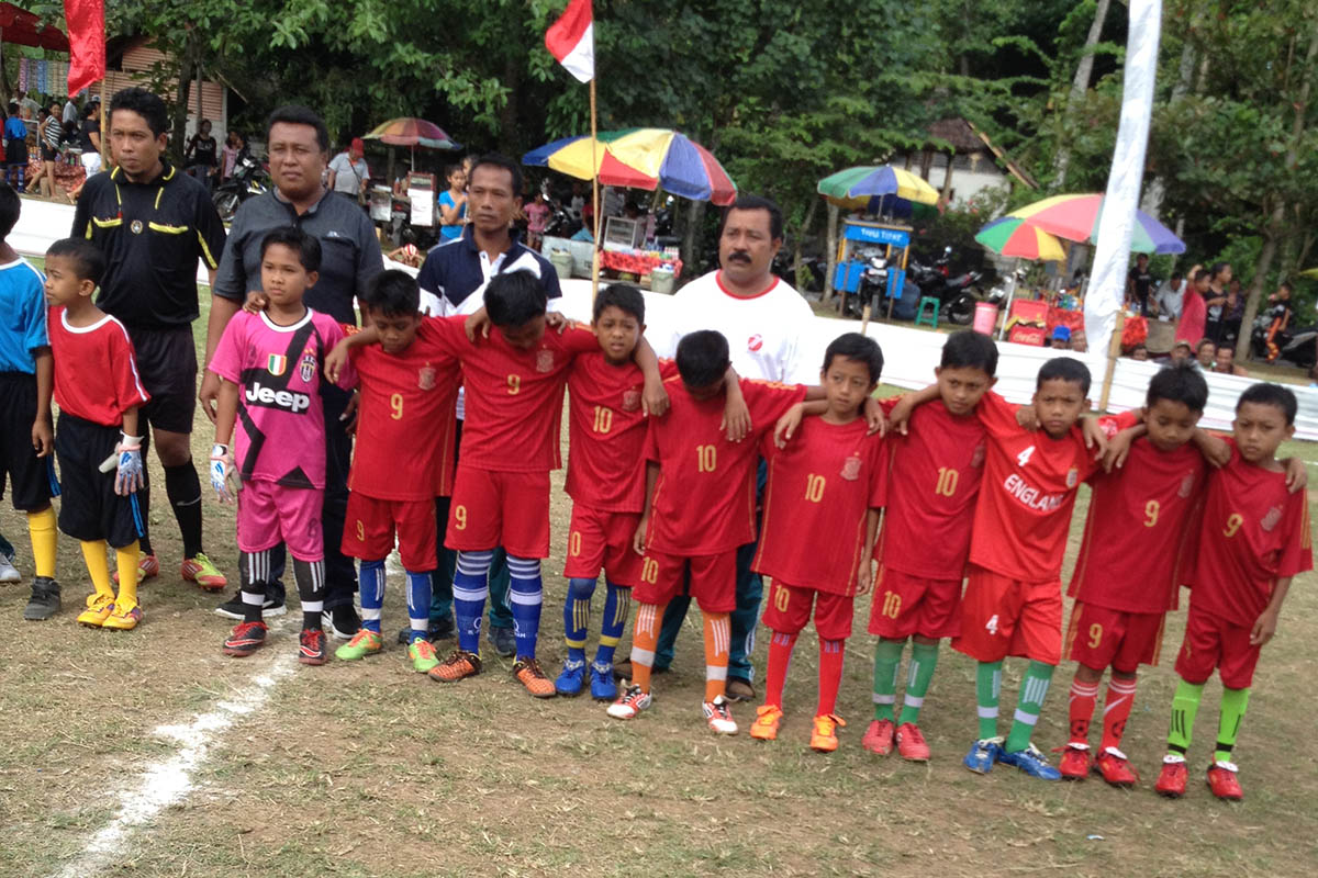 hut-ri11.jpg